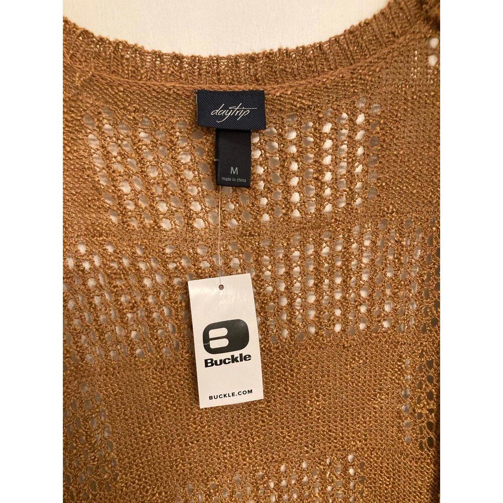 NWT Daytrip shrug sweater, Sz M. - Picture 3 of 4